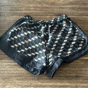 Farm rio Brazil toucan print athletic shorts xs